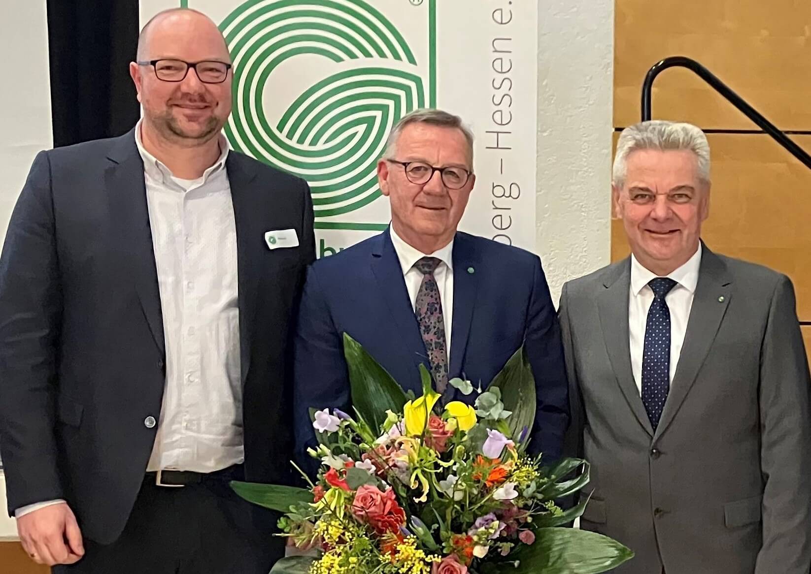 GVBWH-Präsident Gerhard Hugenschmidt (r.) mit Stefan Emert (l.) und Jürgen Mertz